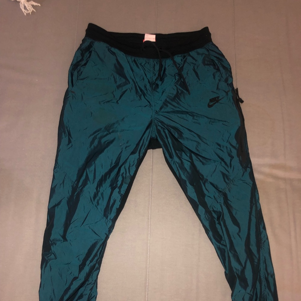Nike reflective joggers